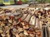 provádíme prodej dřeva na topení v ostravě ve formě: štípané dřevo, metrová kulatina, prodej odkor a okor, prodej dřeva do krbu ostrava, prodej krbového dřeva. Dřevo na topení štípané prodíváme ve velikostech: 20,33,50,100cm, prodej bukového krbového dřeva, prodej břízy a další. 